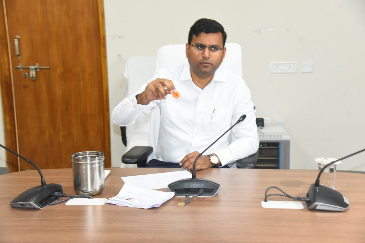 ఇందిరమ్మ ఇండ్ల లబ్ధిదారుల విచారణ వేగవంతం చేయాలి