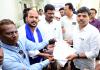 పెండింగ్ లో ఉన్న స్కాలర్షిప్ ఫీజు రీయింబర్స్మెంట్ వెంటనే విడుదల చేయాలి.