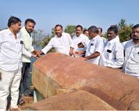 పంట పొలాలకు నీటి సరఫరా