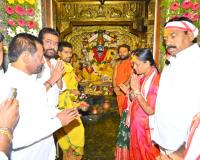 ఐనవోలు శ్రీ మల్లికార్జున స్వామి ని దర్శించుకున్న మంత్రి  సురేఖ, ఎమ్మెల్యే నాగరాజు ..