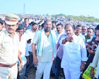 జూరాల ప్రాజెక్టు హైలెవెల్ బ్రిడ్జ్ నిర్మాణ పనులను పరిశీలించిన రాష్ట్ర మంత్రి.