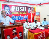 మానవ సమాజ వికాసానికి విలువైన వనరు విద్య.