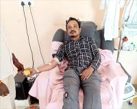 గర్భిణీ కి సకాలంలో ఏ పాజిటివ్ రక్తం అందజేత.