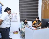 బాన్సువాడలో నామినేషన్స్వీకరణ కేంద్రాల పరిశీలన జిల్లా ఇంచార్జీ కలెక్టర్ ఇలా త్రిపాఠి సందర్శన.