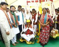 ఆసియా ఖండంలోనే అతిపెద్ద గిరిజన జాతర,మేడారం జాతర