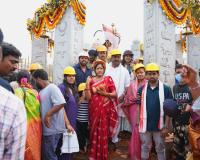 మేడారం సమ్మక్క-సారలమ్మల జాతరలో కుటుంబ సమేతముగా అమ్మవార్లను దర్శించుకున్న జంగా