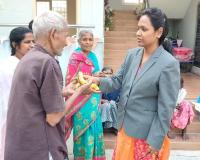 అనాధ పిల్లలు,వృద్ధులను సొంత వారిగా చూసుకోవాలి * సీనియర్ సివిల్ జడ్జి వింద్యానాయక్ .