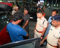 నల్లగొండ మున్సిపల్ ఎన్నికలు నేపథ్యంలో జిల్లా అంతటా కట్టుదిట్టమైన నాకాబంది, విస్తృత తనిఖీలు. 