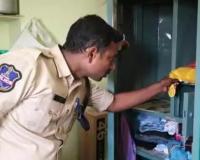 ఓటు వేసి వచ్చేలోపు ఇల్లు గుల్ల