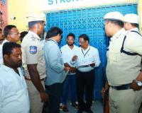 బ్యాలెట్ బాక్స్ లను తాత్కాలిక స్ట్రాంగ్ రూమ్ నుండి కౌంటింగ్ సెంటర్ కు తరలింపు .