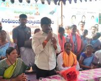 మహిళా సంఘాల ఆత్మవిశ్వాసం, స్వయం ఉపాధి ,సామాజిక భాగస్వామి పెంపొందించటకు ఈ భవనాలు దోహదపడతాయి .