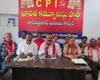 కార్మికుల హక్కులను కాలరాసేందుకే కేంద్ర సర్కార్ లేబర్ కోడ్ తెచ్చారు.                                                                    