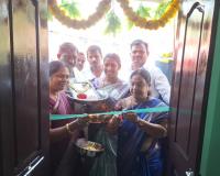 28వ డివిజన్‌ ప్రకాష్ నగర్ లో నిర్వహించిన ఇందిరమ్మ ఇల్లు గృహప్రవేశ కార్యక్రమంలో