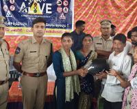 హెల్మెట్‌ ధరించకపోతే ప్రాణాలకే ముప్పు....