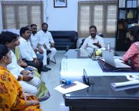 మున్సిపల్ కార్పొరేషన్ కార్యాలయాన్ని సందర్శించిన ఎమ్మెల్యే