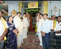 మల్లూరు గిరిధామం.. భక్తి పారవశ్యం!