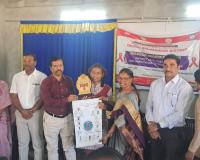 పోస్టర్ తయారీపై విద్యార్థికి ప్రథమ బహుమతి 