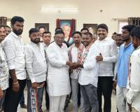 కాంగ్రెస్ లో చేరిన బిఆర్ఎస్ నాయకులు...