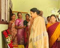 ఖమ్మంలో రాజ్యసభ సభ్యురాలు రేణుక చౌదరి పరామర్శ