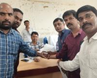 పెండింగ్ ఫీజులను విడుదల చేయాలని కోరుతూ టిఎల్ఎఫ్ ఆధ్వర్యంలో వినతిపత్రం అందజేత