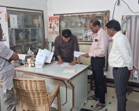 విజయలక్ష్మి హాస్పిటల్ తనిఖీ. షోకాస్ నోటీసులు జారీ.