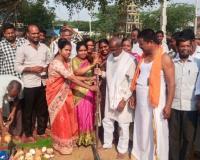 ఆంజనేయస్వామి ఆలయ కమ్యూనిటీ హాల్ కు భూమి పూజ . అందరం కలిసి అభివృద్ది చేసుకుందాం