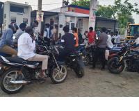 మిడ్జిల్‌లో ఇంధన ఆందోళన.