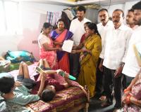 తెలుగు దినపత్రికలో వచ్చిన “వారికి అన్ని అమ్మే” అనే క్యాప్షన్‌తో ప్రచురితమైన వార్తపై స్పందించిన 