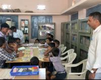 విద్యార్థులకు గ్రంథాలయ ప్రాముఖ్యతపై అవగాహన.