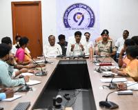 వంటగ్యాస్, పెట్రోల్, డీజిల్ కు  ఎలాంటి కొరత లేదు,