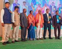 హనుమకొండ రమేష్ దంపతులకు ఘన సన్మానం 