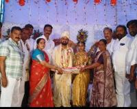 మొక్కజొన్న రైతులకు బాసట