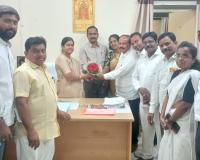 జిల్లా జడ్జిలను మర్యాదపూర్వకంగా కలసిన హుస్నాబాద్ బార్ అసోసియేషన్..