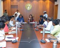 భూ సేకరణ ప్రక్రియ ను త్వరగా పూర్తి చేయాలి.