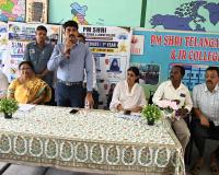 ప్రభుత్వ పాఠశాలలను బలోపేతం చేసేందుకు రాష్ట్ర ప్రభుత్వం ప్రత్యేక శ్రద్ధ తీసుకుంది- 