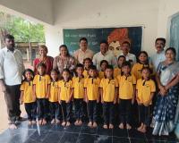 విద్యార్థుల క్రీడా ప్రోత్సాహానికి చంద్రు ఫౌండేషన్ చేయూత