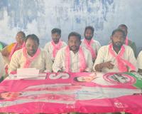 దళిత నాయకుడిని విమర్శించడం సిగ్గు చేటు....