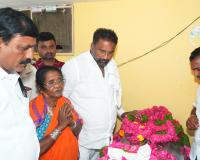రోడ్డు ప్రమాదంలో సీనియర్ నేత నర్సింహారెడ్డి మృతి