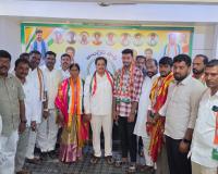 ఎమ్మెల్యే కసిరెడ్డి నారాయణరెడ్డి సమక్షంలో కాంగ్రెస్‌లో చేరిన రేఖ్యతాండ సర్పంచ్, నాయకులు