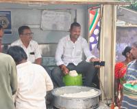40 వ రోజు లయన్స్ క్లబ్  'అన్నదానం'