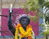 ప్రపంచ ఆదివాసీ దినోత్సవ శుభాకాంక్షలు తెలిపిన నాయక్‌పోడ్ జిల్లా అధ్యక్షులు గాండ్ల రామచందర్