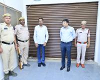 ఈవీఎం గోడౌన్ ను సందర్శించిన కలెక్టర్