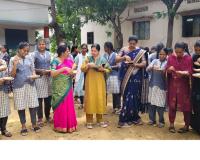 వైరా ప్రభుత్వ జూనియర్ కళాశాలలో విద్యార్థులకు అల్పాహారం