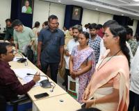 ప్రజావాణి దరఖాస్తులు త్వరితగతిన పరిష్కరించాలి.... జిల్లా కలెక్టర్ దివాకర టిఎస్