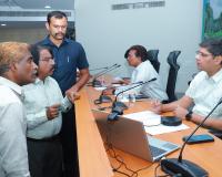 ప్రజావాణి దరఖాస్తులను క్షేత్రస్థాయిలో పరిశీలించి త్వరగా పరిష్కరించాలి