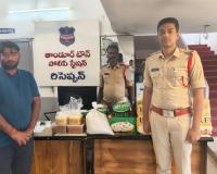 174 కిలోల కల్తీ ఖోవా పట్టివేత.