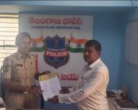 బెల్ట్‌షాపులపై చర్యలు తీసుకోవాలి.