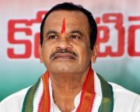 సూర్యాపేట జిల్లాలో ఘోర రోడ్డు ప్రమాదంపై మంత్రి కోమటిరెడ్డి వెంకట్ రెడ్డి దిగ్భ్రాంతి.