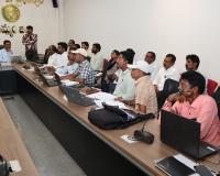 రీ-సర్వే డేటా ఎంట్రీలో ఏమాత్రం పొరపాట్లకు తావివ్వొద్దు.... జిల్లా కలెక్టర్ దివాకర టిఎస్