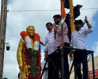 దివంగత నేతకు కాంగ్రెస్ నాయకుల నివాళి